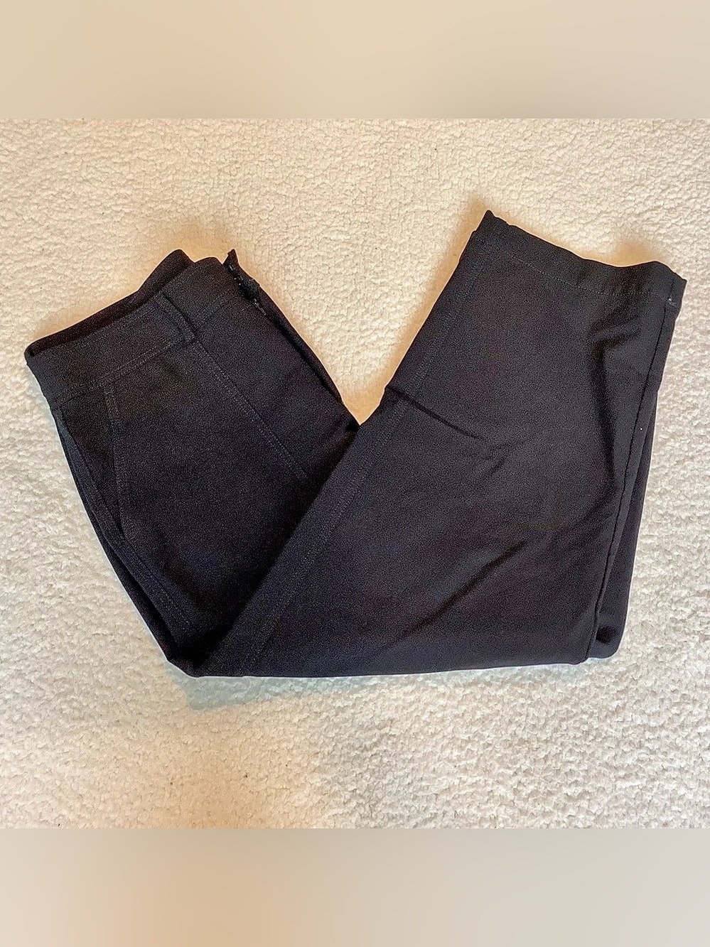 Chico’s Black Stretch Pants Size 2R US 12 Ankle Quiet Luxury Minimalist